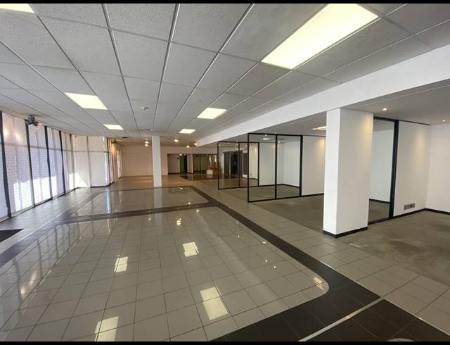 374M² OFFICE TO LET IN CLAREMONT